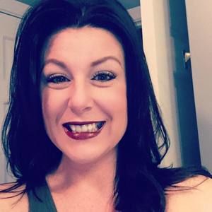 Meet your Posher, Corinna